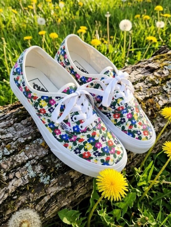 Vans Shoes - Vans Floral Sneaker
